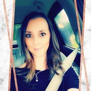 Meet your Posher, Christy